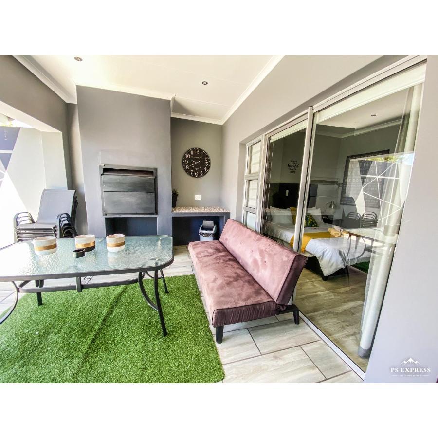 Hotel The Urban à Mossel Bay Extérieur photo