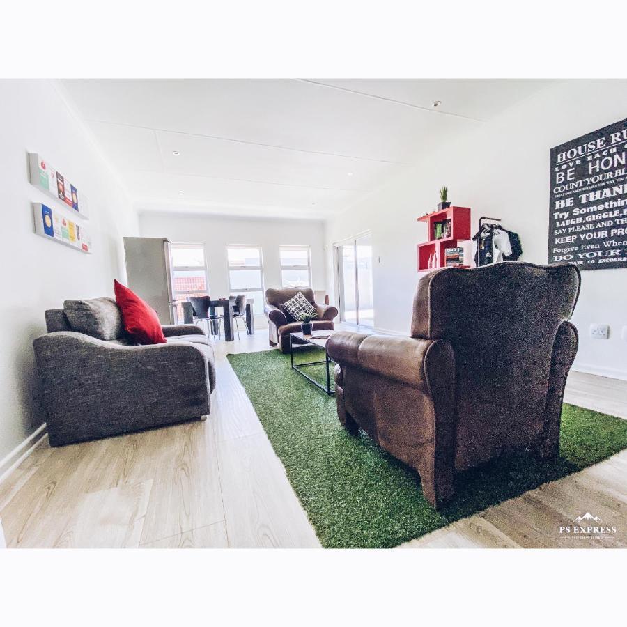 Hotel The Urban à Mossel Bay Extérieur photo
